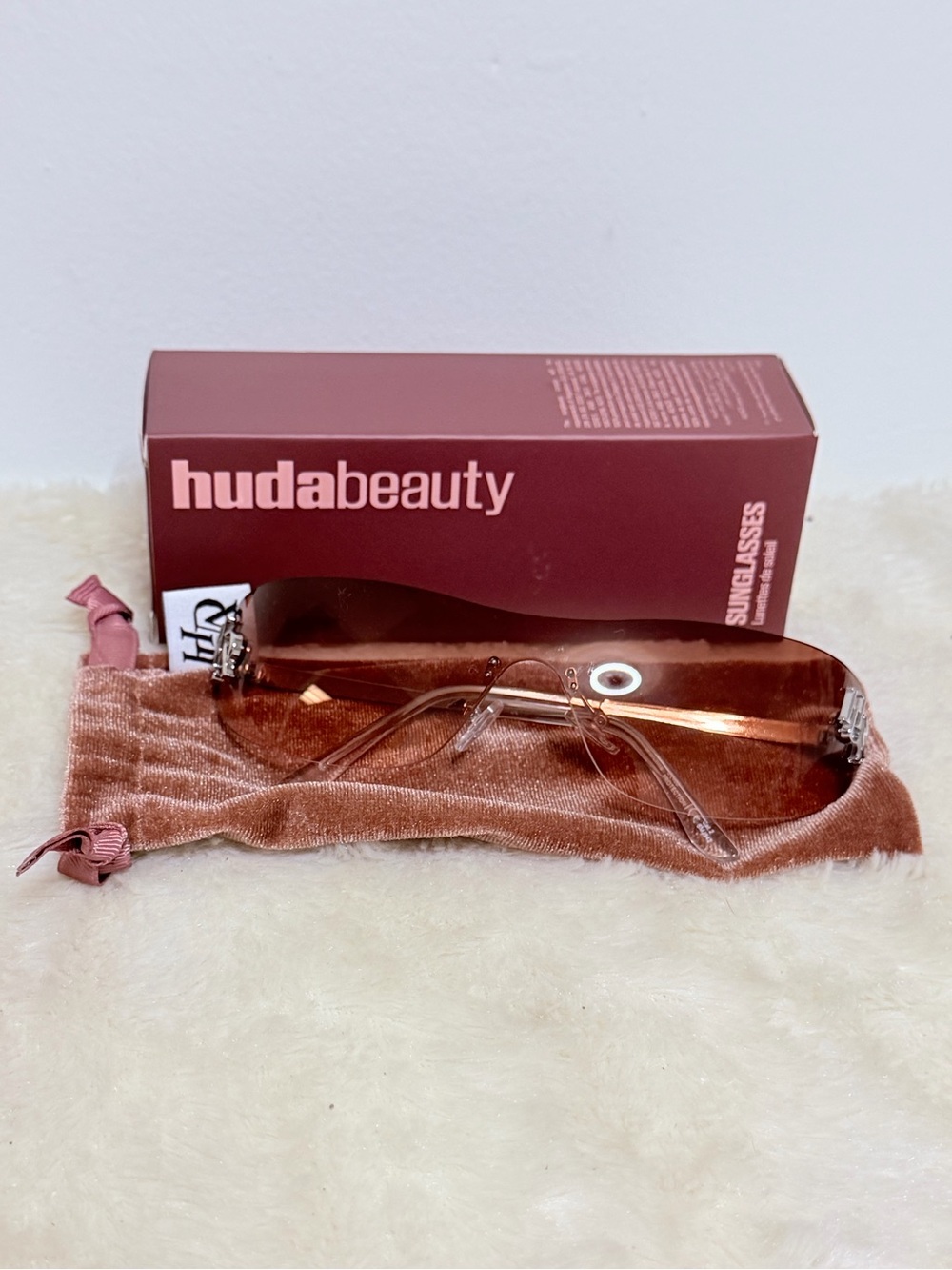 HUDA BEAUTY Rose Tinted Rimless Sunglasses new with tags!!!